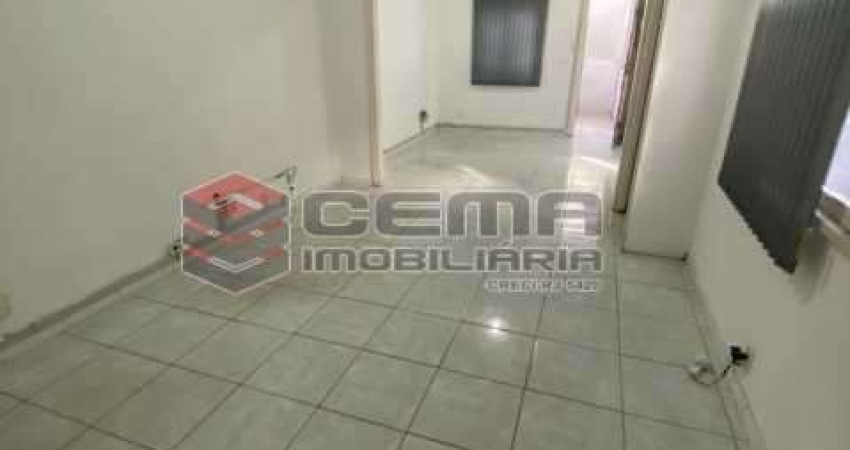 Casa comercial com 2 salas para alugar na Rua Muniz Barreto, Botafogo, Rio de Janeiro