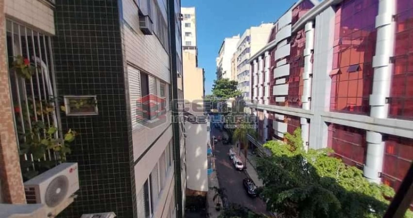 Apartamento com 3 quartos para alugar na Rua Correa Dutra, Flamengo, Rio de Janeiro
