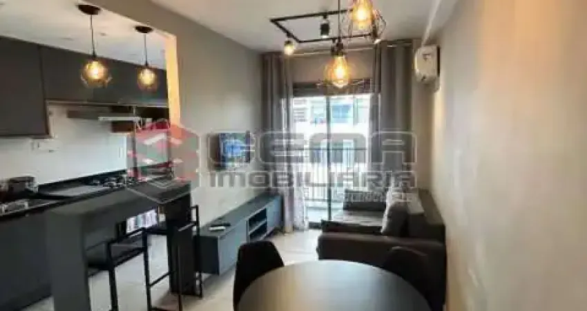 Apartamento com 1 quarto à venda na Rua do Resende, Centro, Rio de Janeiro