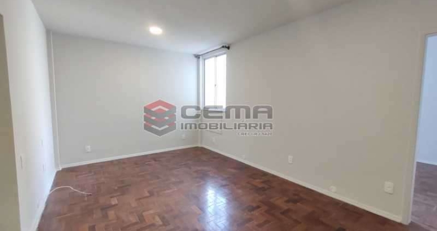Apartamento com 2 quartos para alugar na Rua Marquês de Paraná, Flamengo, Rio de Janeiro
