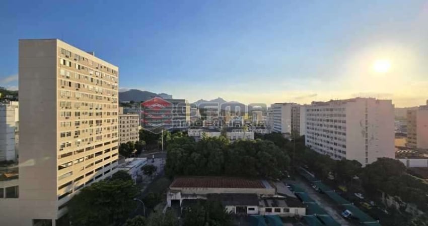 Apartamento com 1 quarto para alugar na Rua Ubaldino do Amaral, Centro, Rio de Janeiro