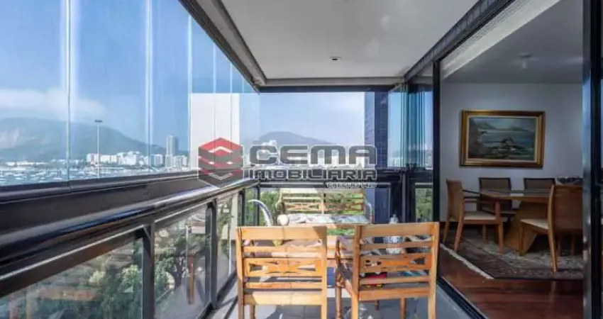 Apartamento com 3 quartos para alugar na Rua Marquês de Abrantes, Flamengo, Rio de Janeiro