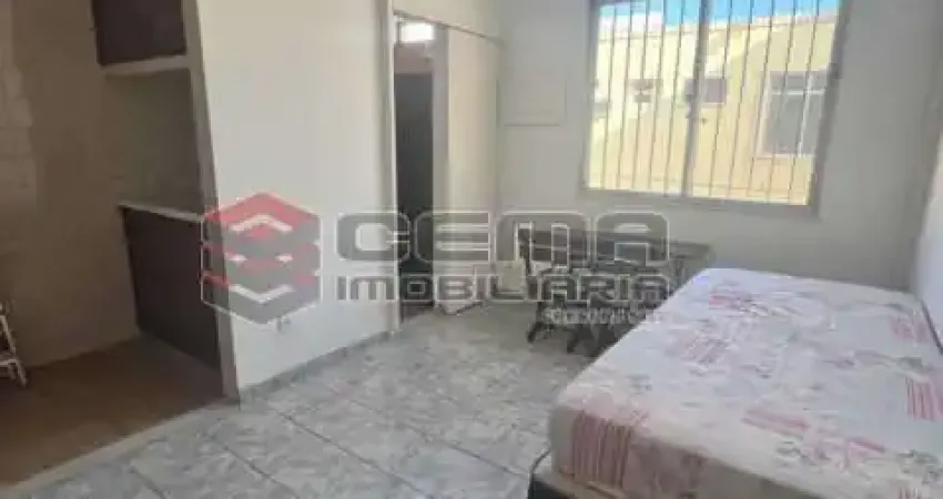 Kitnet / Stúdio à venda na Rua Almirante Tamandaré, Flamengo, Rio de Janeiro