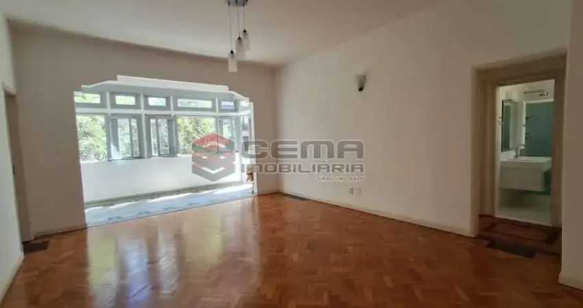 Apartamento com 3 quartos para alugar na Rua Buarque de Macedo, Flamengo, Rio de Janeiro