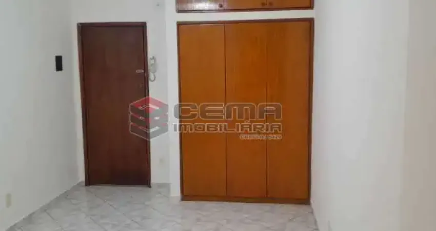 Kitnet / Stúdio à venda na Rua Almirante Tamandaré, Flamengo, Rio de Janeiro