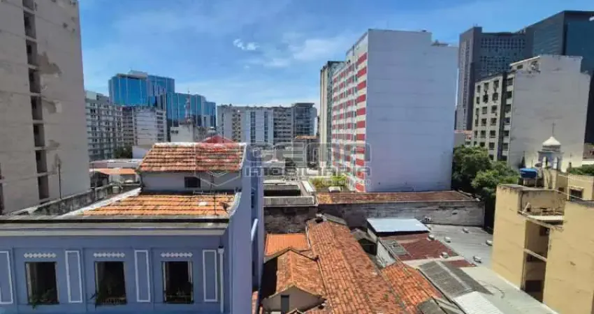 Kitnet / Stúdio à venda na Rua do Resende, Centro, Rio de Janeiro