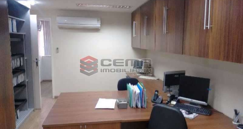 Sala comercial com 1 sala à venda na Rua Beneditinos, Centro, Rio de Janeiro