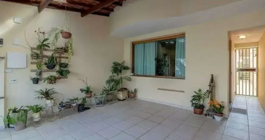 Sobrado à venda na Vila Gilda, Santo André – 185m², 4 dormitórios, área gourmet e quintal espaçoso