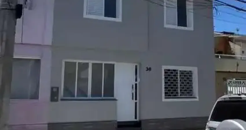 Sobrado no macuco santos reformado e amplo | silvia simone imóveis