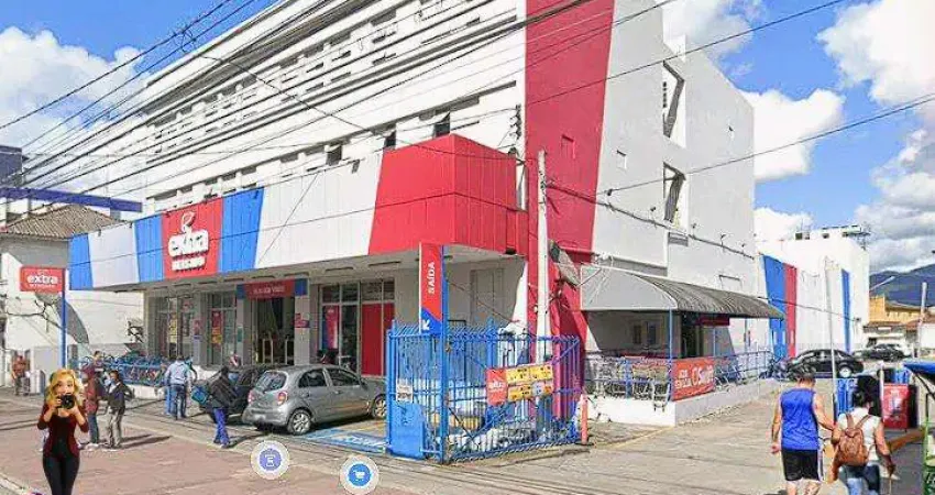 Prédio comercial no centro de cubatão amplo e versátil | silvia simone imóveis