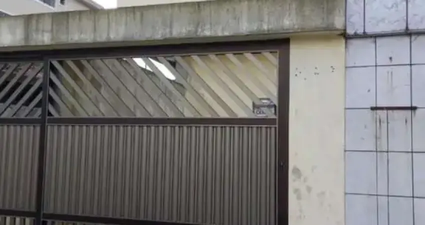 Casa sobreposta na vila fátima ampla e arejada | silvia simone imóveis