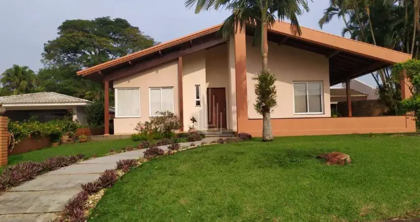 Casa à venda no Condomínio Residencial Vila B em Foz do Iguaçu-PR.