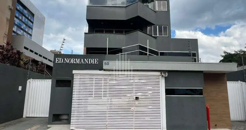 Apartamento à venda no Edifício Normandie em Foz do Iguaçu.