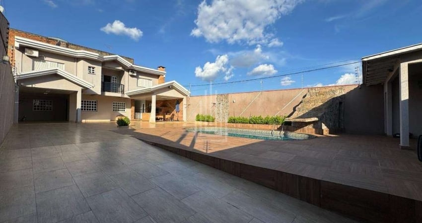 Casa à venda no Jardim El Dourado em Foz do Iguaçu.