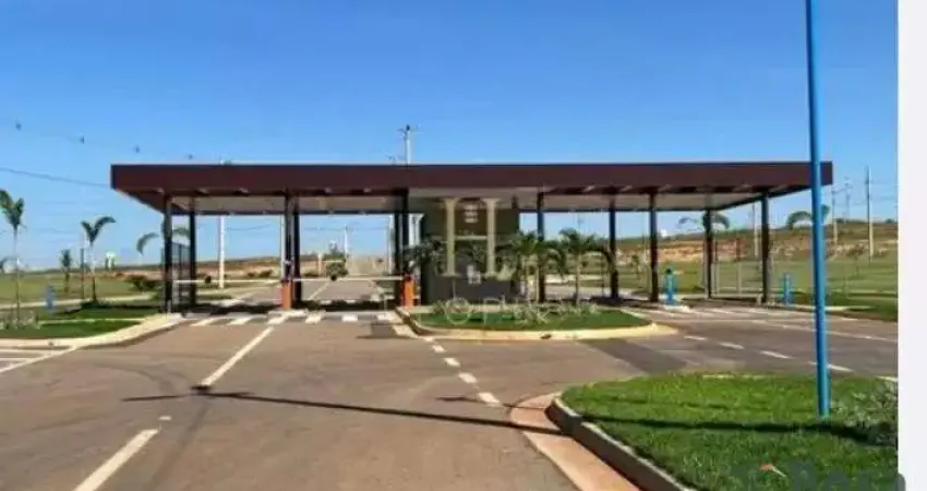 TERRENO NA AV. MÁRIO ANDREAZA, NO CONDOMÍNIO VERANA VÁRZEA GRANDE - TE4994
