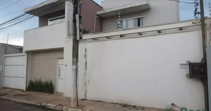 Casa com 4 quartos à venda na Travessa Alice Farias, 148, Centro Sul, Cuiabá