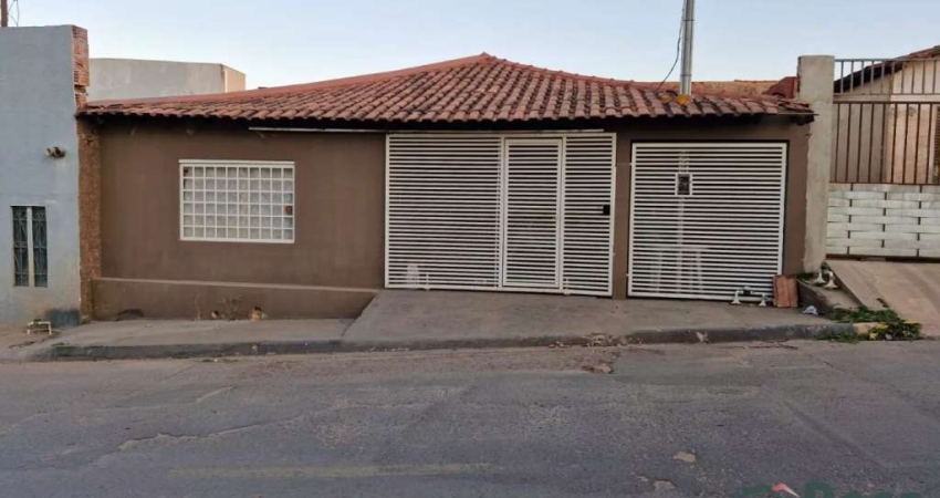 Casa para venda, 3 quartos sendo uma suíte,  Residencial Itapajé, Cuiabá - CA8050