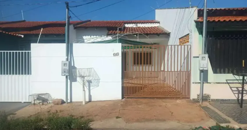 Casa com 2 quartos para alugar na Rua Rio de Janeiro, 1012, Canelas, Várzea Grande