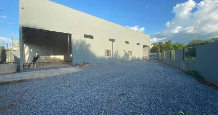 Barracão / Galpão / Depósito para alugar na Avenida Radialista Edson Luis da Silva, 07, Tijucal, Cuiabá