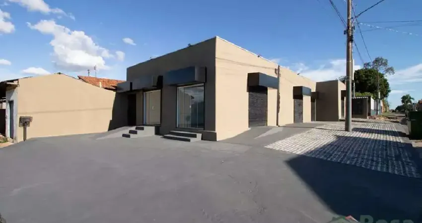 Sala Comercial com Lavabo e Vaga de Garagem, próximo ao Posto Papito, no Bairro Mapim, Várzea Grande. - 25298