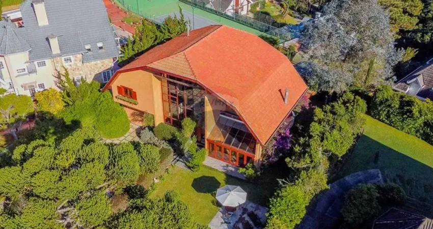 Casa em condomínio com 5 suítes à venda, 422m² - jardim véu da noiva em campos do jordão. porteira fechada