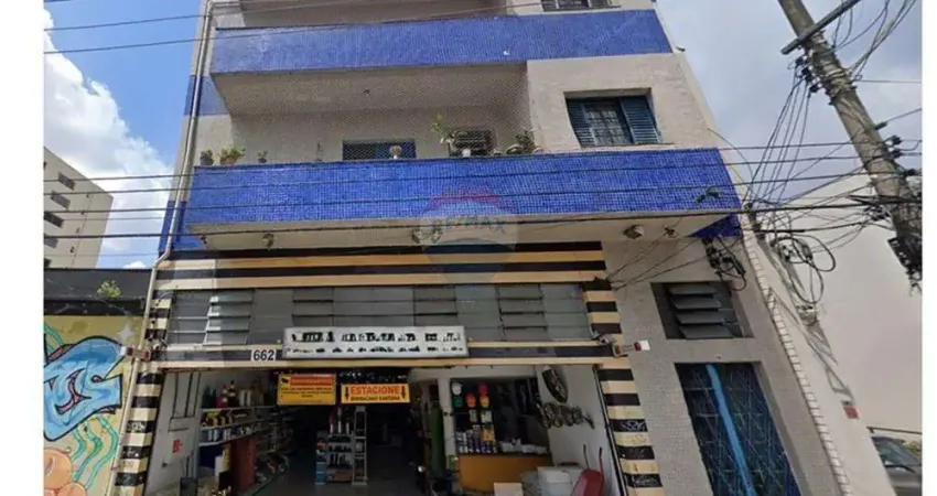 Vende -se Prédio  Rua Conselheiro Moreira de Barros (ZN), valor: 3.400.000,00 Salão comerciais e 9 aptos.