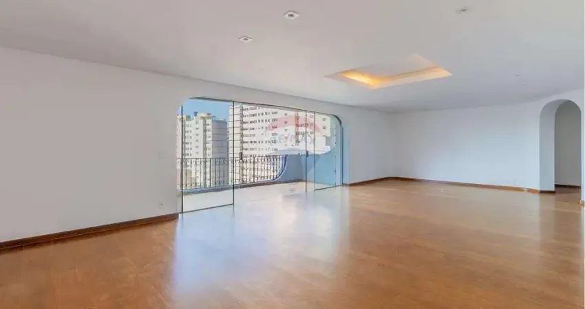 Apartamento tipo para locação com 4 quartos, sendo 4 suítes, 312m²