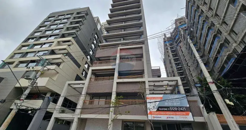 Ponto comercial para alugar na Praça Américo Jacomino, 78, Vila Madalena, São Paulo