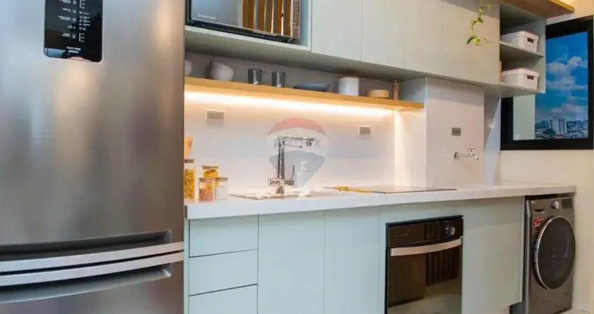 Apartamento de 2 dormitórios, 40 m² no Jd Prudência - Avenida Cupecê.