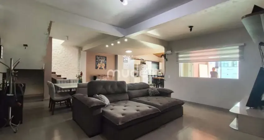 Casa com 4 quartos à venda na Rua Francisco Braz Vilas Boas, 146, Rio Pequeno, São José dos Pinhais