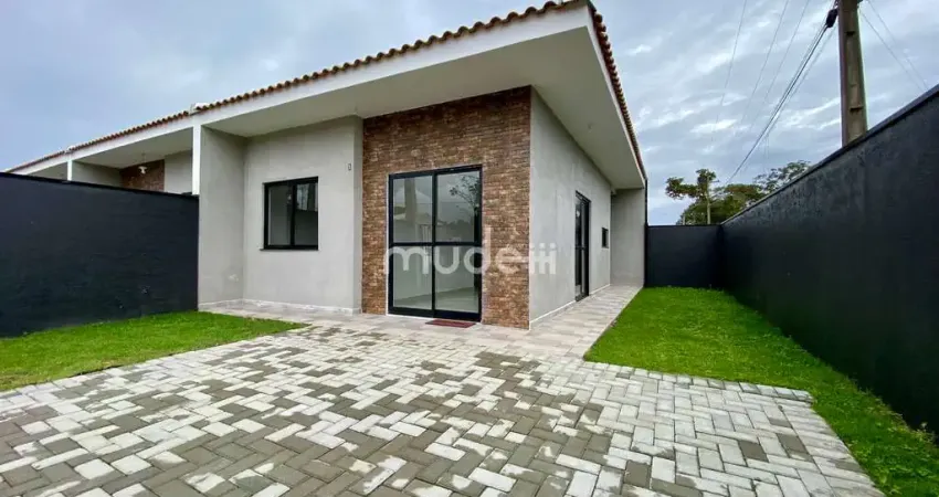 Casa com 2 quartos à venda na Avenida Vinte e Nove de Abril, 5, Centro, Guaratuba