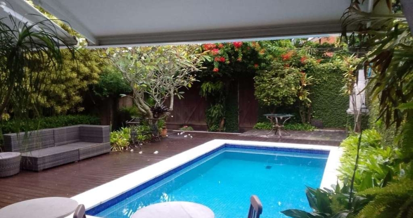 CASA DUPLEX  DE 6 QUARTOS Á VENDA - BARRA DA TIJUCA - AMABA