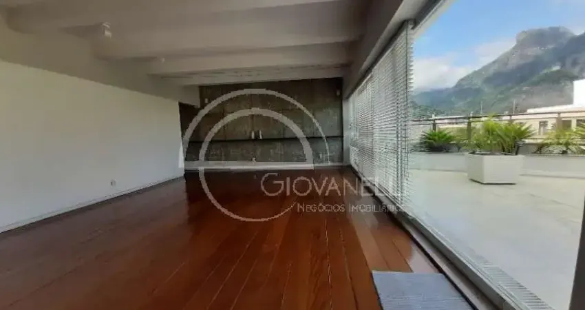 Cobertura de luxo à venda no Barra da Tijuca  1a. quara da praia -  Jardim Oceânico: 4 quartos, 2 suítes, 4 banheiros, 4 vagas de garagem, 580m².