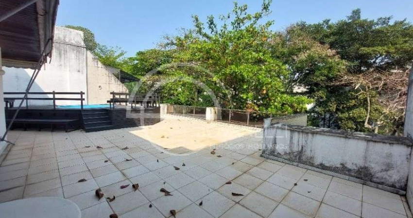 COBERTURA LINEAR DE 3 QUARTOS Á VENDA - JARDIM OCÊANICO