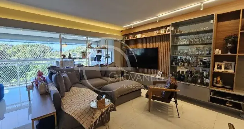 Apartamento  porteira fechada à venda na Barra da Tijuca, Rio de Janeiro - 4 quartos, 3 suítes, 5 banheiros, 2 vagas, 156m². Imperdível!