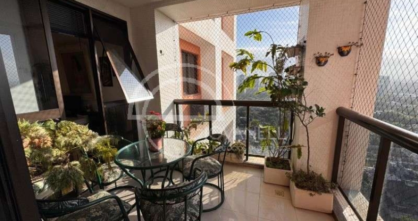 Edifício Porto Fino - Mediterrâneo: Belo Apartamento de 3 Quartos em Andar Alto com Vista Espetacular