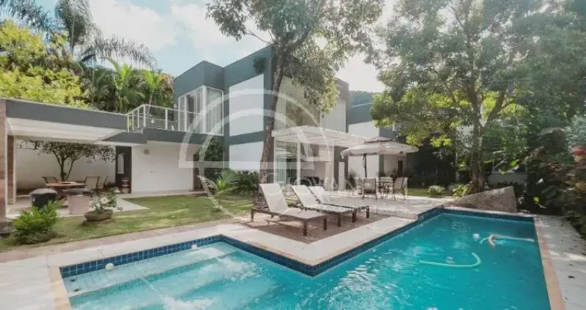 Casa moderna no reserva do itanhangá com 595m², 4 suítes, piscina, área gourmet e vista para montanha