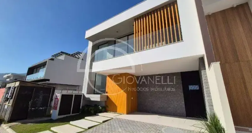 Casa contemporânea triplex no condomínio villa blanca, 3 suítes, 300m², com terraço, piscina, lazer completo e segurança 24h