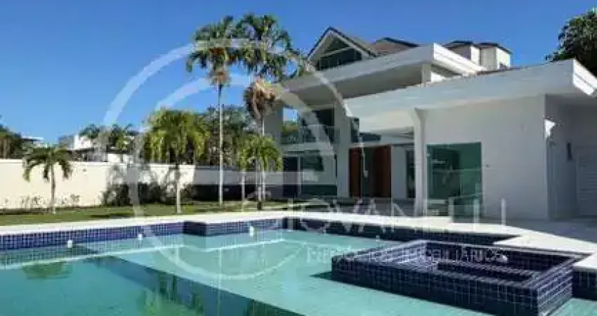 Santa mônica jardins  - casa tríplex com 5 suítes  - rio de janeiro - venda e locação