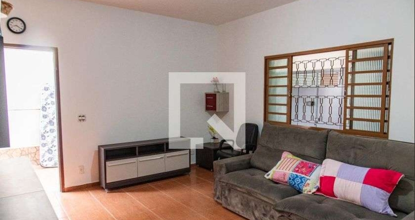 Casa à Venda - Ipiranga, 2 Quartos,  424 m2