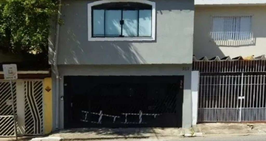 Casa à venda na Vila Mariana, com 3 quartos e 2 vagas por R$: R$ 1.200.000,00