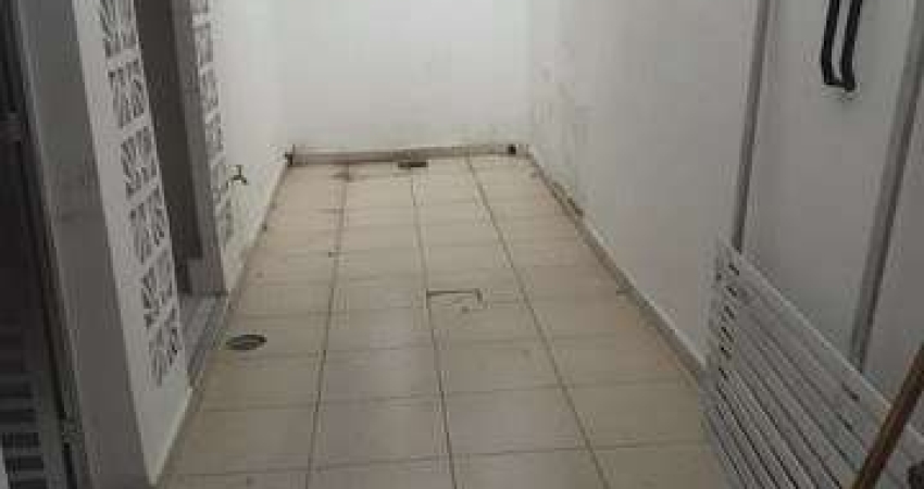 Casa na região do Broklin ótima localização, perto do metro, região nobre de São Paulo.