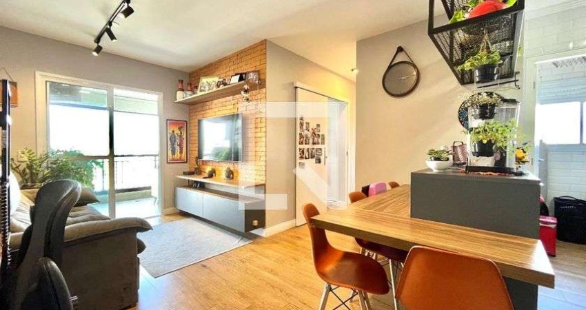 Apartamento à Venda - Saúde, 2 Quartos,  65 m2