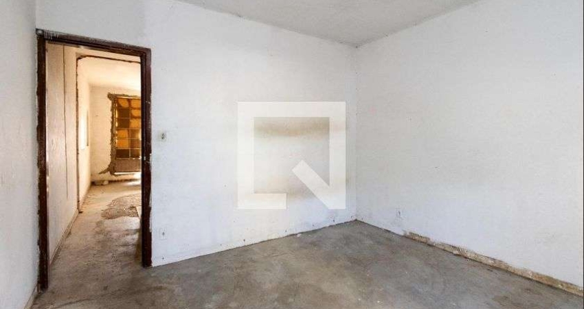 Casa à Venda - Chácara Santo Antonio, 1 Quarto,  130 m2