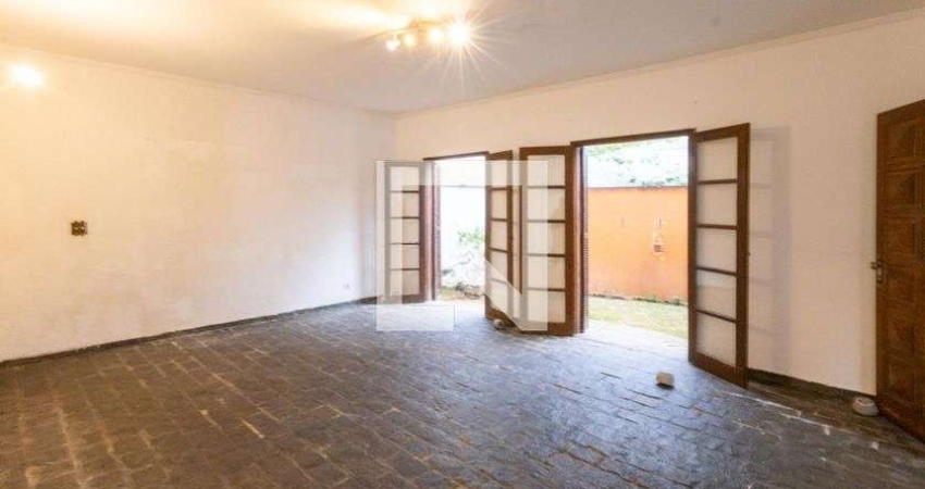 Casa à Venda - Chácara Santo Antonio, 3 Quartos,  272 m2