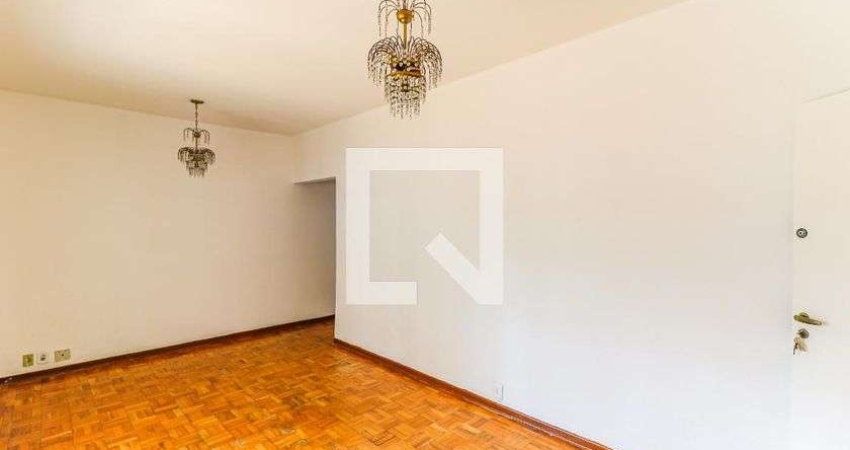 Casa à Venda - Chácara Santo Antonio, 2 Quartos,  100 m2
