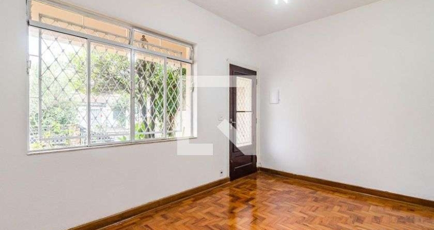 Casa à Venda - Alto de Pinheiros, 2 Quartos,  126 m2
