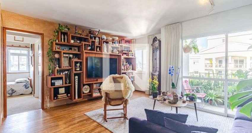 Apartamento à Venda - Vila Madalena, 2 Quartos,  70 m2