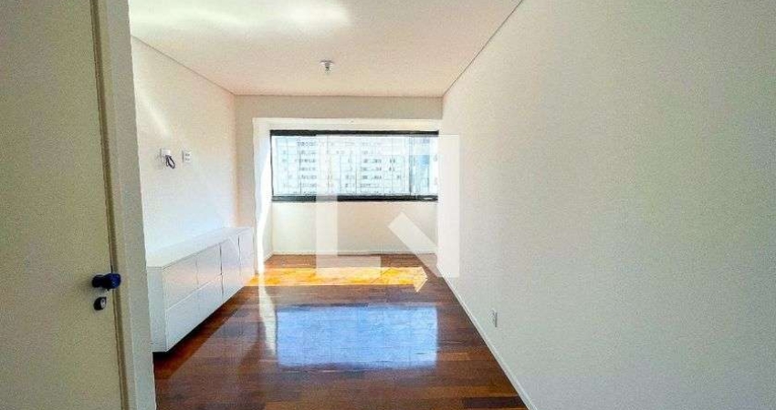 Apartamento à Venda - Vila Madalena, 2 Quartos,  84 m2