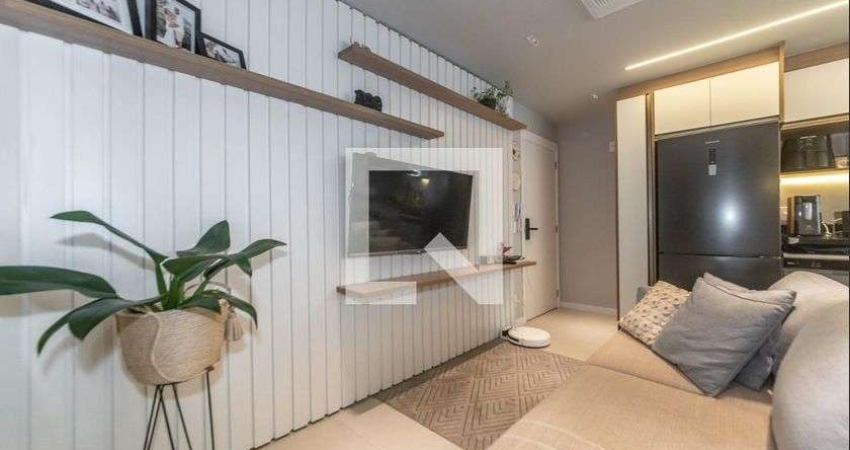 Apartamento à Venda - Bosque da Saúde, 2 Quartos,  72 m2